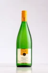 Riesling <small> trocken </small> <div style="letter-spacing:6px;font-size:70%"> 2025 </div>