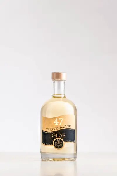 Trester-Brand 47 <br><small> aus Gewürztraminer<br>47 % vol </small>